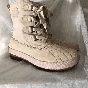 Cream/Tan Sorel Canvas Boots size 7 EUC